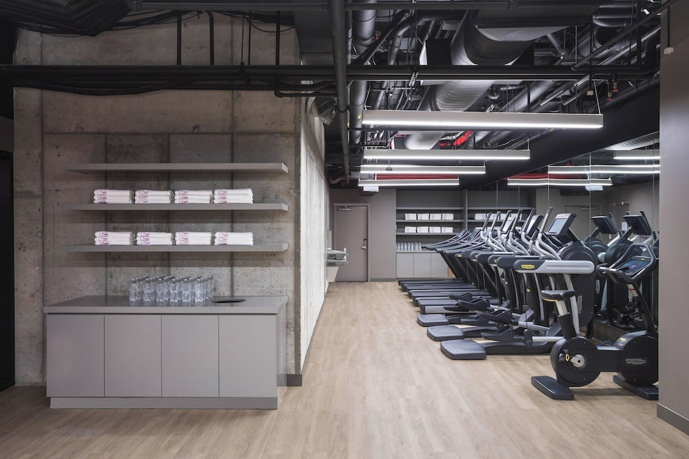 Moxy NYC Chelsea — Sports & recreation in New York City, New York State