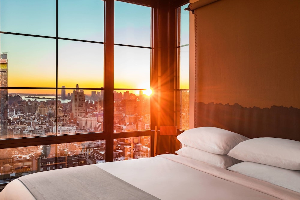 Moxy NYC Chelsea — Main photo in New York City, New York State