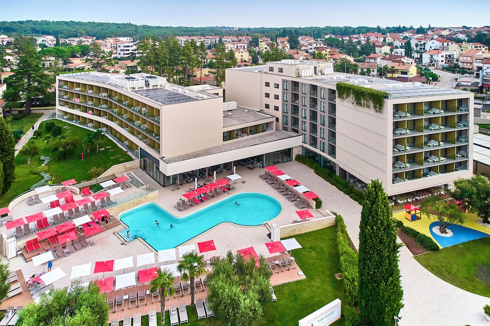 Hotel Park Plava Laguna — Swimming pool in Poreč, Istria
