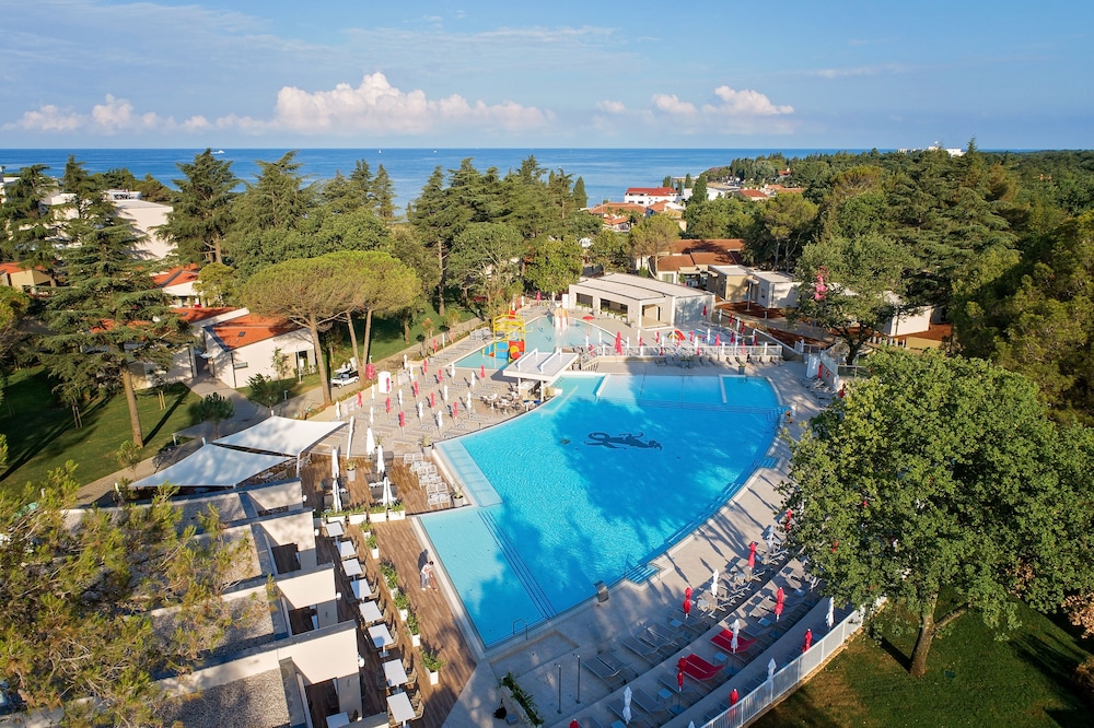 Hotel Park Plava Laguna — Swimming pool in Poreč, Istria