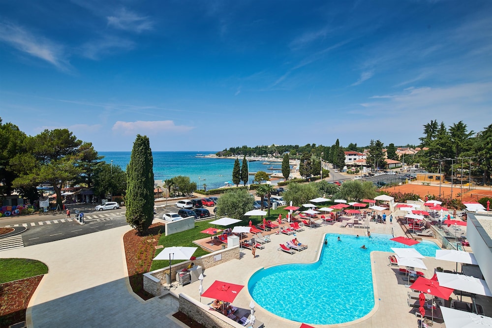 Hotel Park Plava Laguna — Main photo in Poreč, Istria