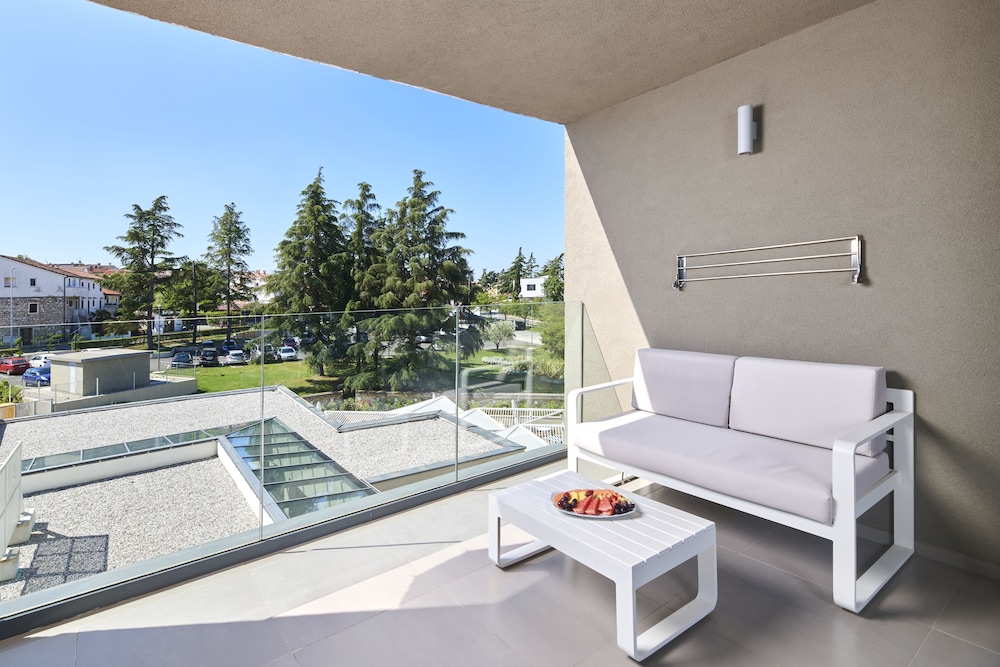 Hotel Park Plava Laguna — Hotel rooms in Poreč, Istria