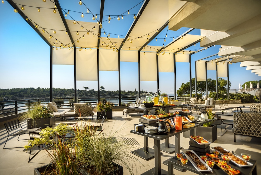 Maistra Select All Suite Island Hotel Istra — Restaurant & bars in Rovinj, Istria