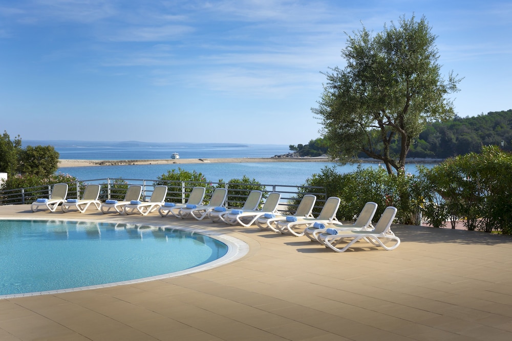 Maistra Select All Suite Island Hotel Istra — Swimming pool in Rovinj, Istria