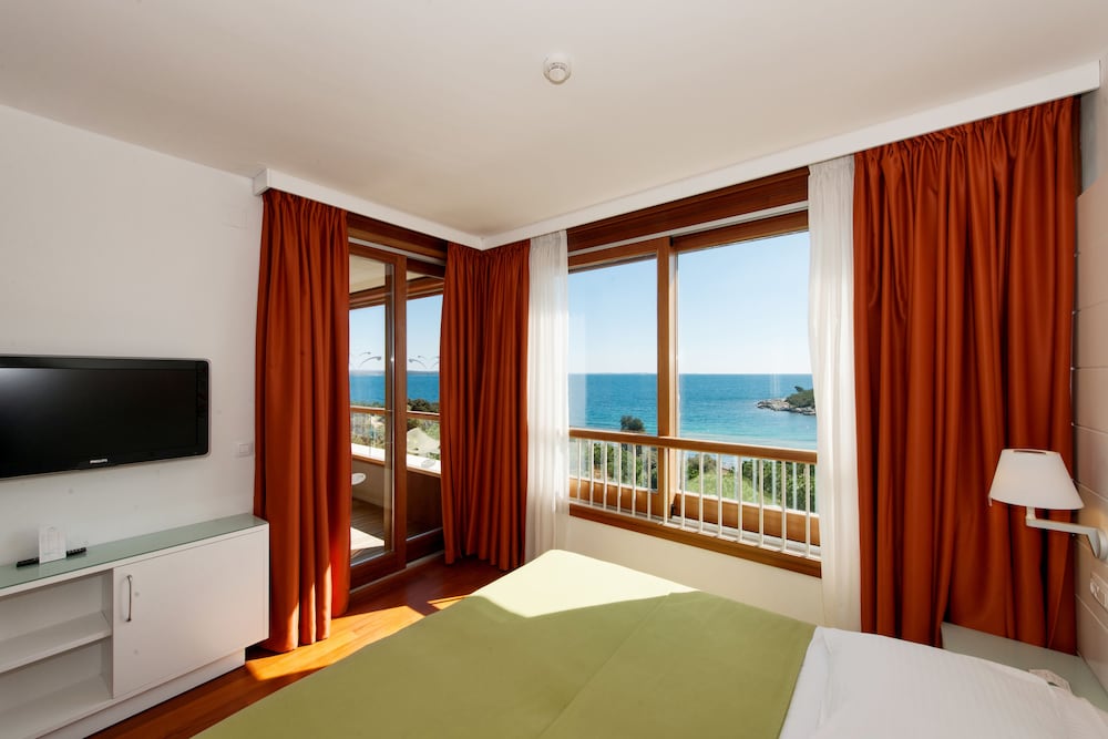 Maistra Select All Suite Island Hotel Istra — Hotel rooms in Rovinj, Istria