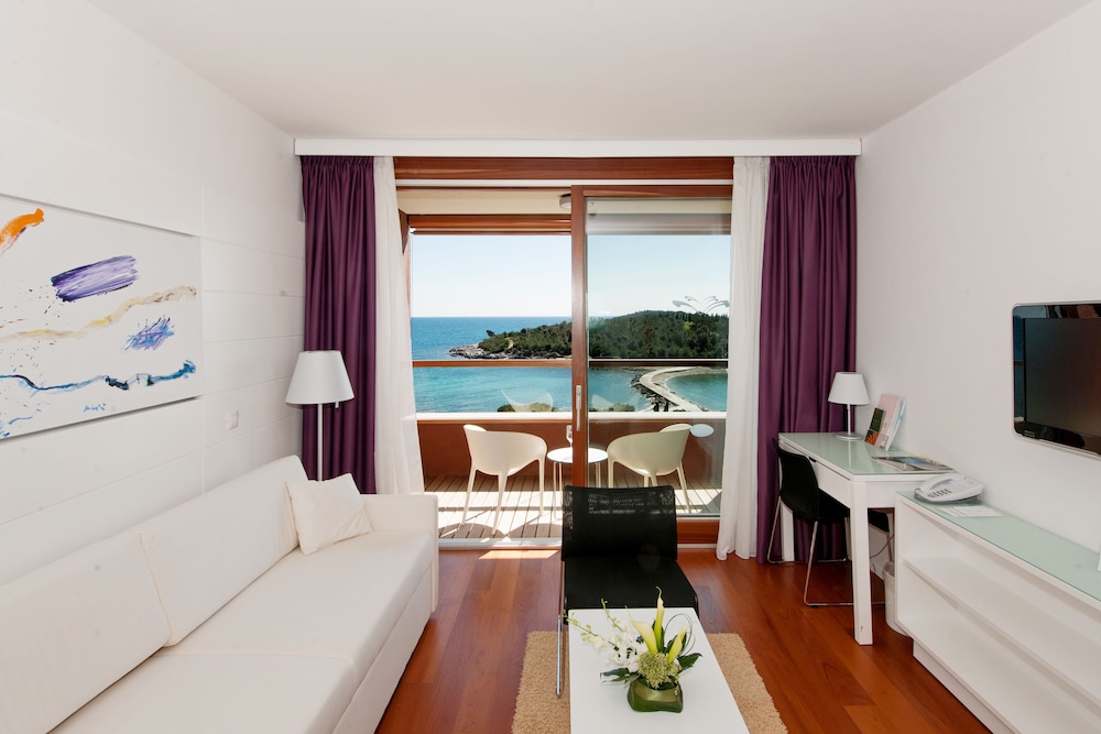 Maistra Select All Suite Island Hotel Istra — Hotel rooms in Rovinj, Istria