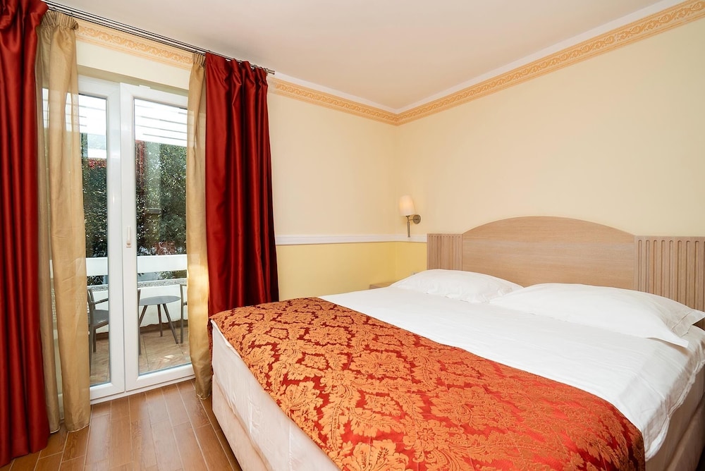 Amadria Park Apartments Šibenik — Hotel rooms in Šibenik, Šibenik-Knin