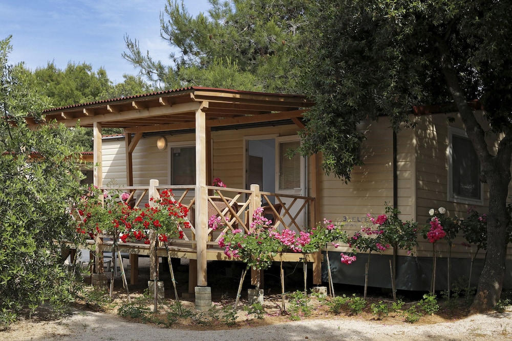 Amadria Park Apartments Šibenik — Hotel building in Šibenik, Šibenik-Knin