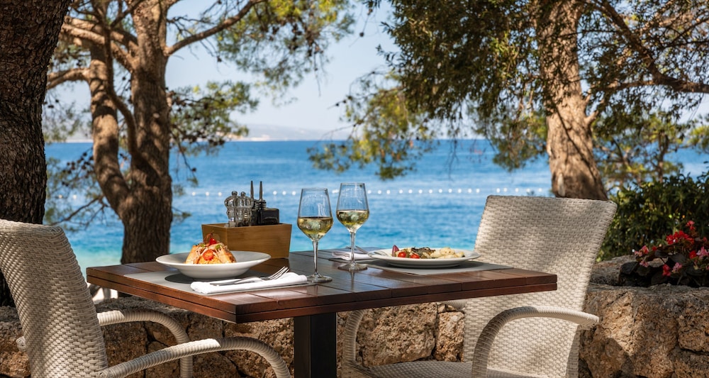 Maestral Adults Exclusive Hotel — Restaurant & bars in Brela, Split-Dalmatia