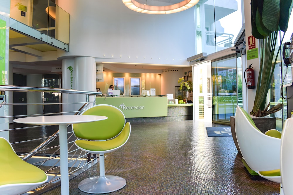 Riviera Beachotel - Recommended for Adults — Hotel building in Benidorm, Valencian Community