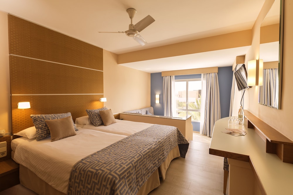 ROBINSON ESQUINZO PLAYA - All Inclusive — Hotel rooms in Esquinzo, Canary Islands