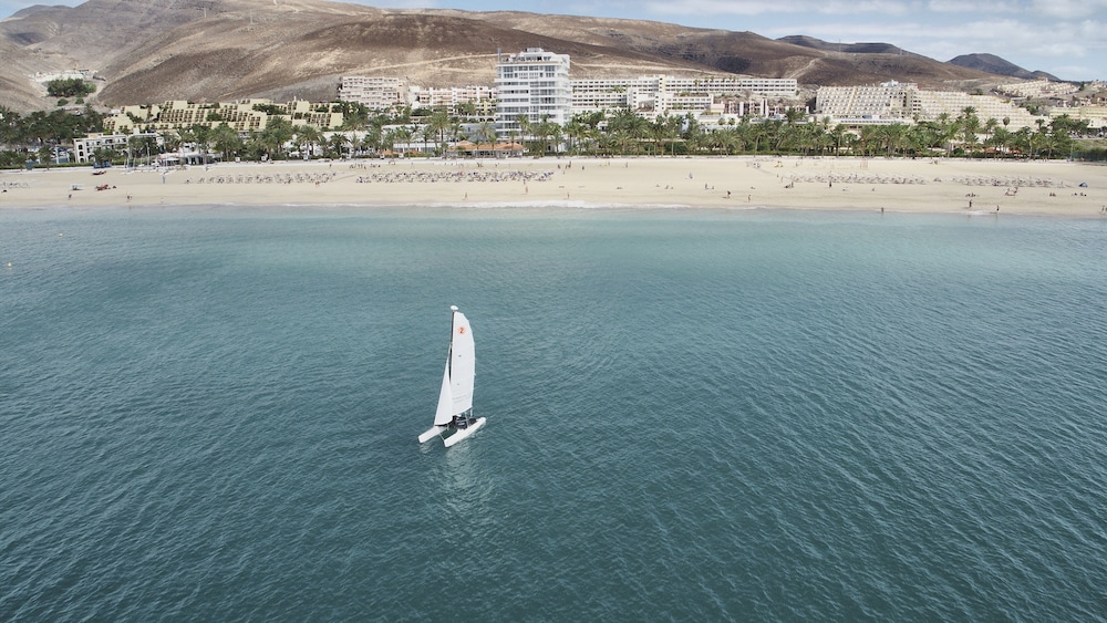 ROBINSON JANDIA PLAYA - Adults only — Beach in Esquinzo, Canary Islands