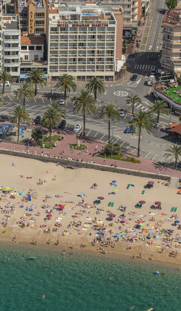 Hotel Rosamar Maritim — Beach in Lloret de Mar, Catalonia