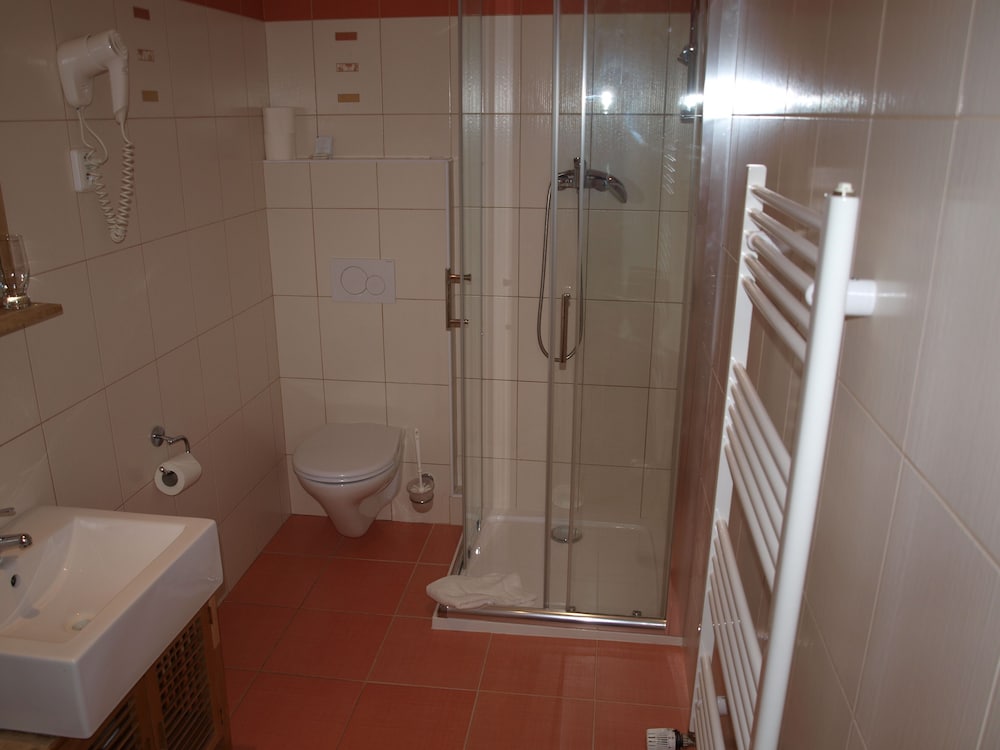 Hotel King George — Hotel rooms in Prague, Prague