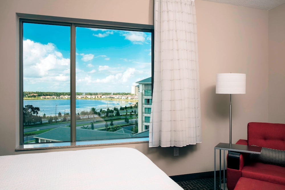 TownePlace Suites by Marriott Orlando Theme Parks/Lake Buena Vista — Hotel rooms in Orlando, Florida
