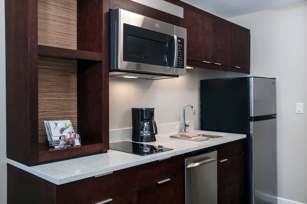 TownePlace Suites by Marriott Orlando Theme Parks/Lake Buena Vista — Hotel rooms in Orlando, Florida