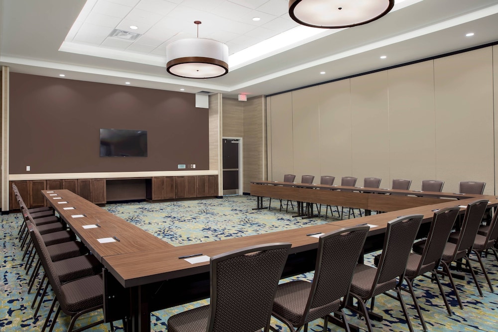 TownePlace Suites by Marriott Orlando Theme Parks/Lake Buena Vista — Hotel building in Orlando, Florida