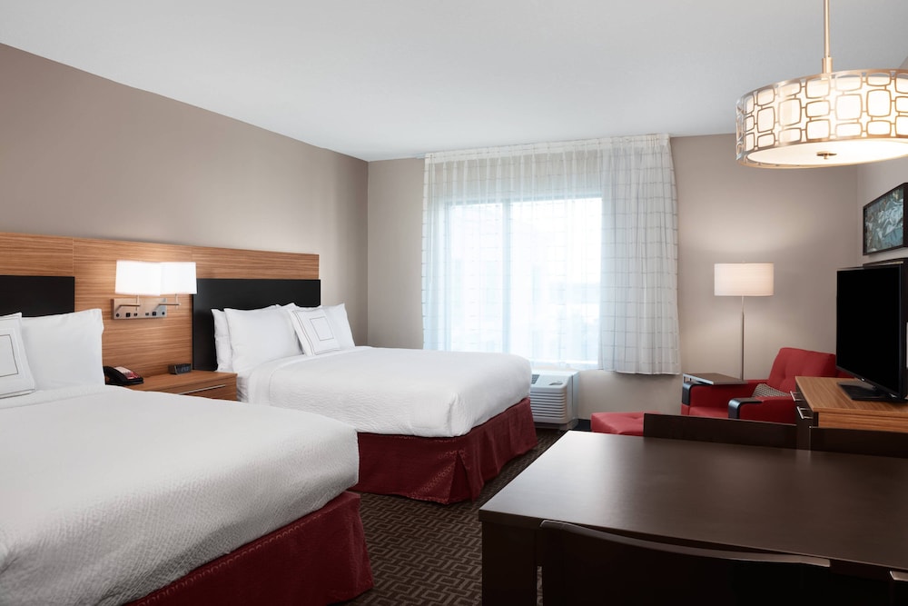 TownePlace Suites by Marriott Orlando Theme Parks/Lake Buena Vista — Hotel rooms in Orlando, Florida