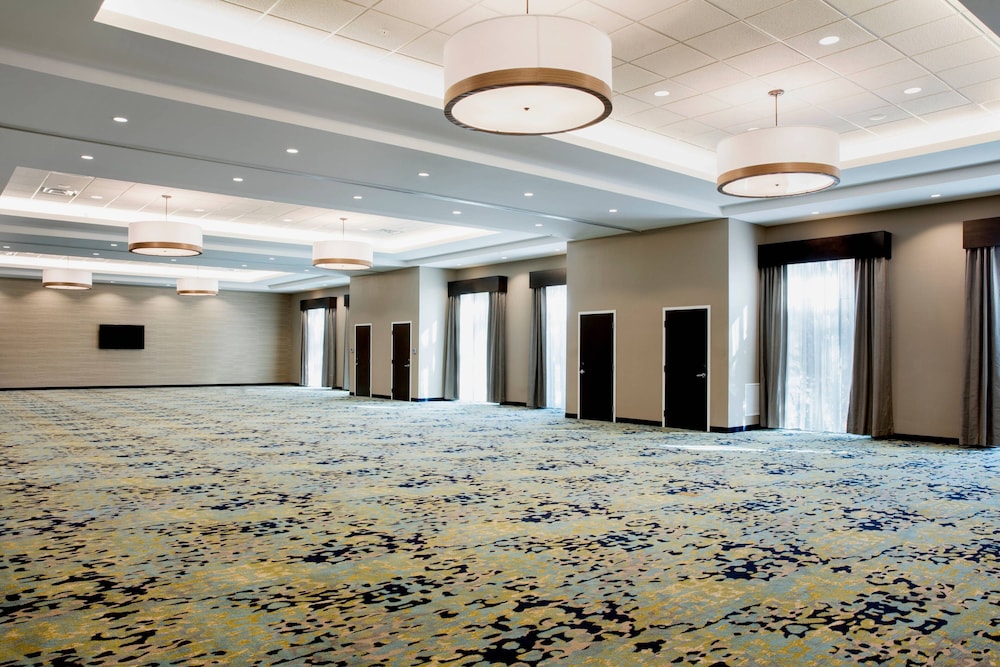 TownePlace Suites by Marriott Orlando Theme Parks/Lake Buena Vista — Hotel building in Orlando, Florida