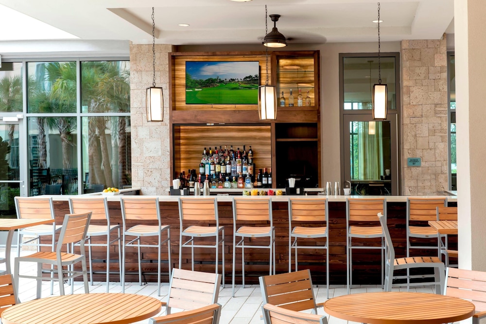 TownePlace Suites by Marriott Orlando Theme Parks/Lake Buena Vista — Restaurant & bars in Orlando, Florida