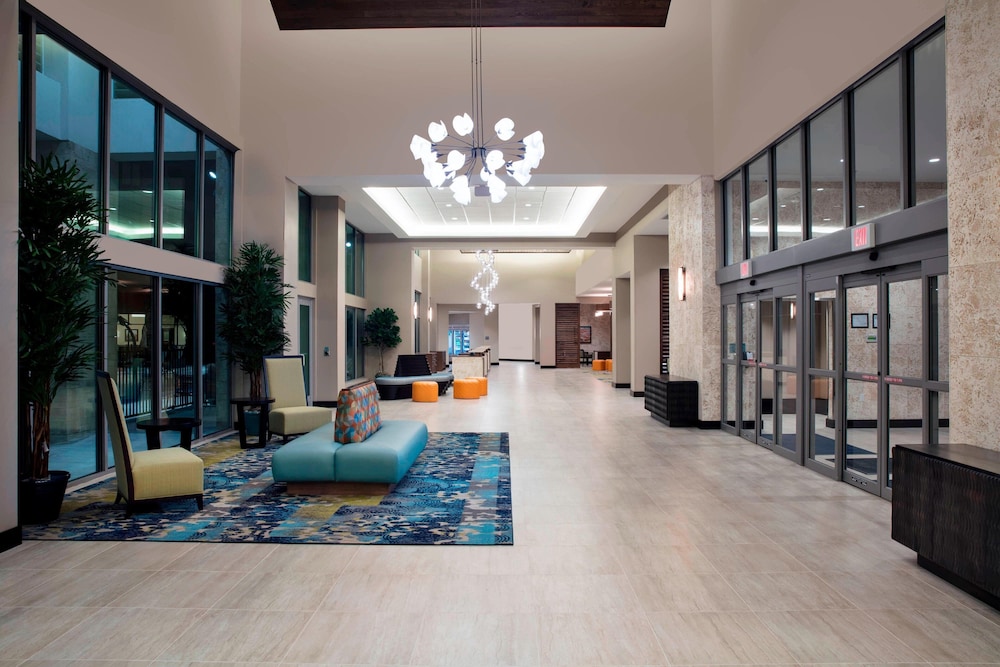 TownePlace Suites by Marriott Orlando Theme Parks/Lake Buena Vista — Hotel building in Orlando, Florida