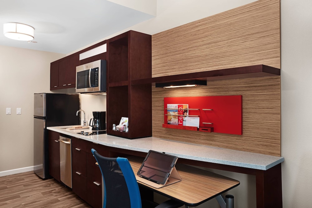 TownePlace Suites by Marriott Orlando Theme Parks/Lake Buena Vista — Hotel rooms in Orlando, Florida