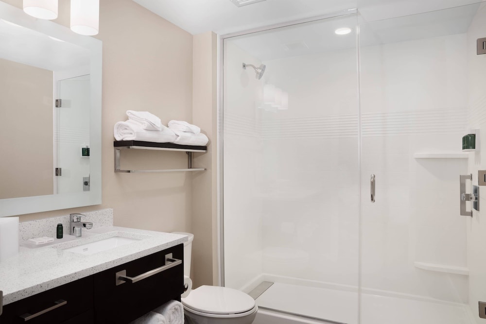 TownePlace Suites by Marriott Orlando Theme Parks/Lake Buena Vista — Hotel rooms in Orlando, Florida