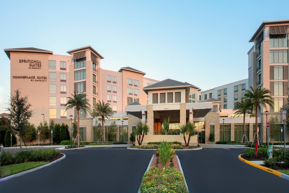 TownePlace Suites by Marriott Orlando Theme Parks/Lake Buena Vista — Hotel building in Orlando, Florida