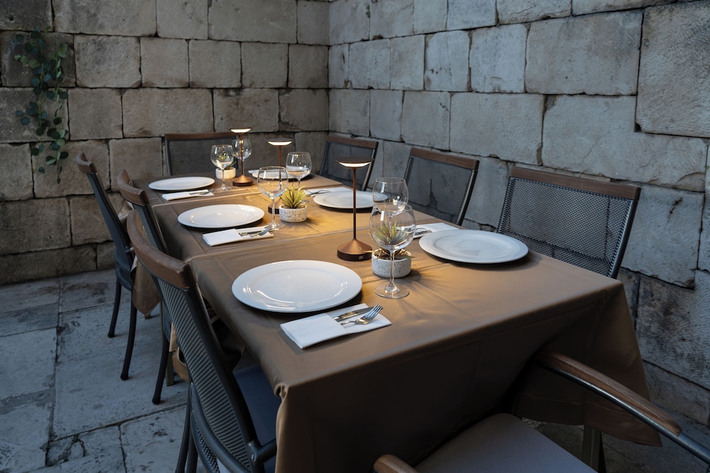 Hotel Peristil — Restaurant & bars in Split, Split-Dalmatia