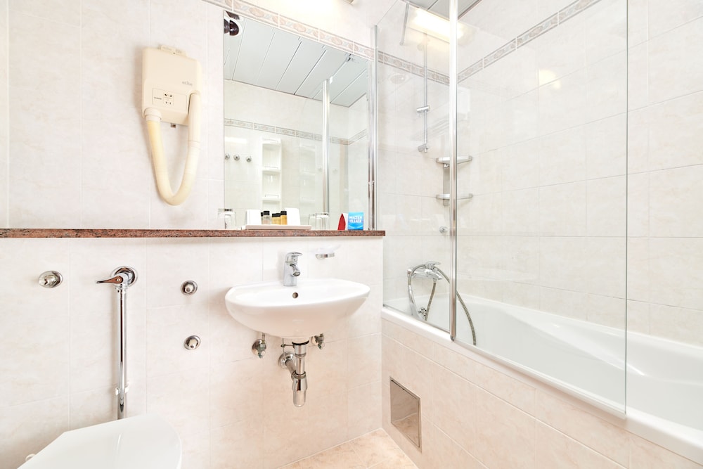 Villa Galijot Plava Laguna — Hotel rooms in Poreč, Istria