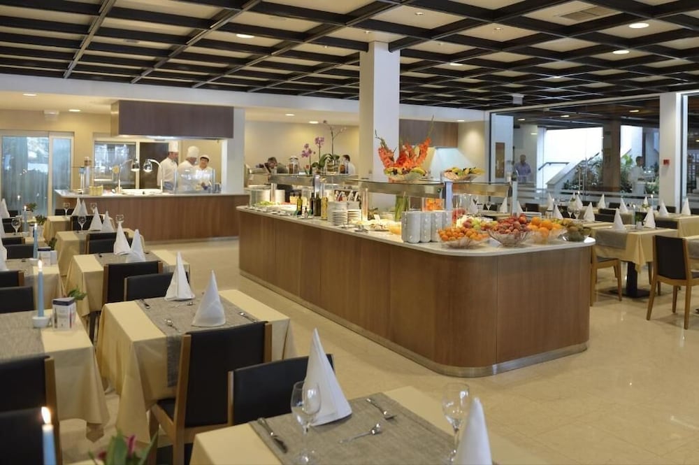 Villa Galijot Plava Laguna — Restaurant & bars in Poreč, Istria