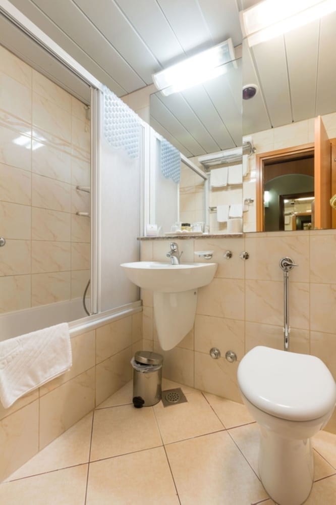 Villa Galijot Plava Laguna — Hotel rooms in Poreč, Istria