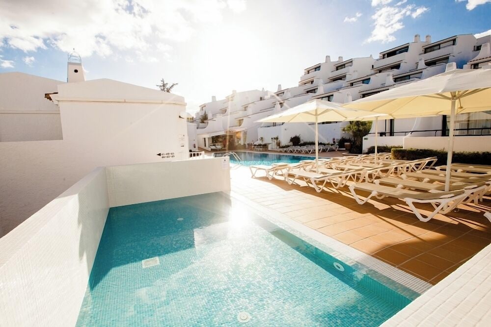 3HB Golden Beach — Swimming pool in Albufeira, Faro