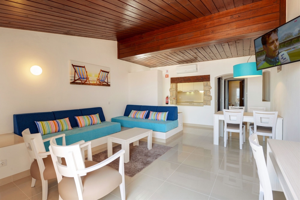 3HB Golden Beach — Hotel rooms in Albufeira, Faro