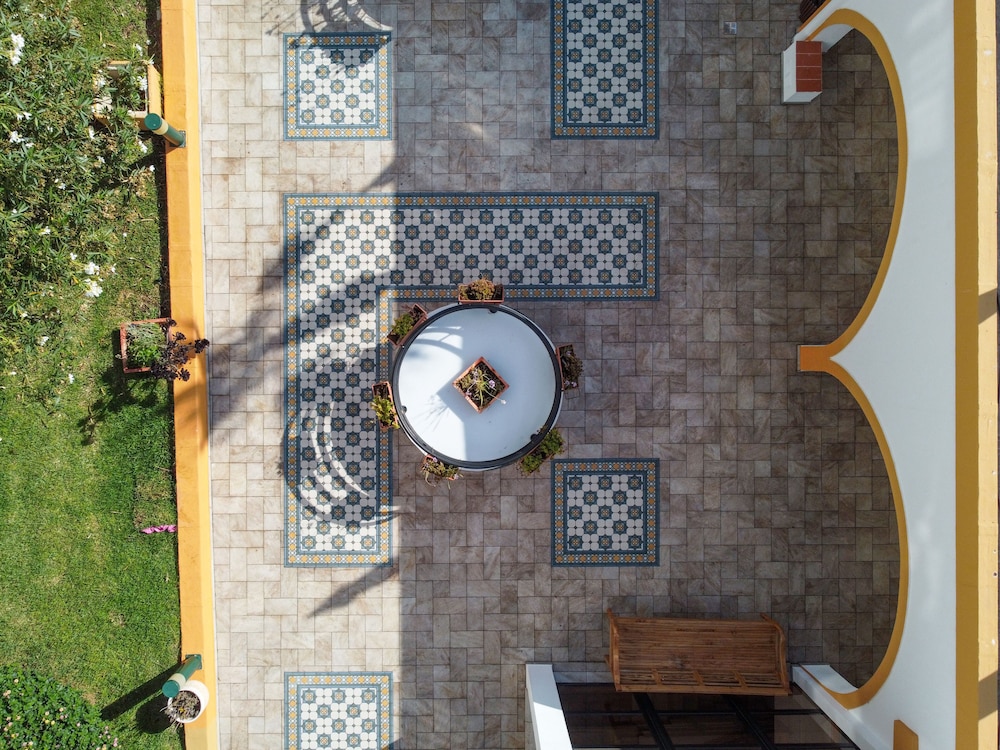 Alfagar Cerro Malpique — Hotel building in Albufeira, Faro
