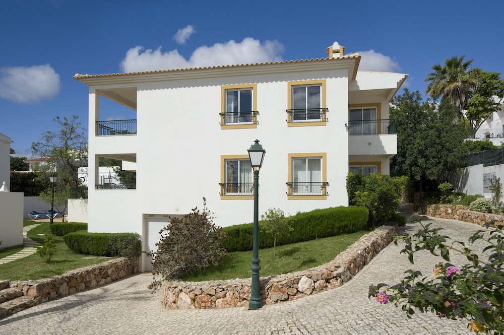 Alfagar Cerro Malpique — Hotel building in Albufeira, Faro