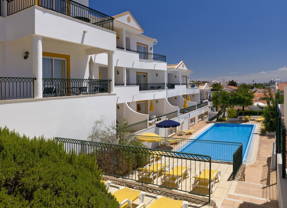 Alfagar Cerro Malpique — Swimming pool in Albufeira, Faro