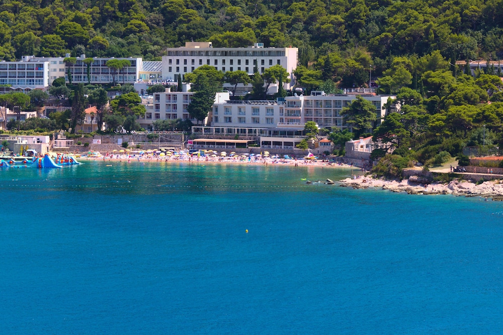 Hotel Vis — Beach in Dubrovnik, Dubrovnik-Neretva