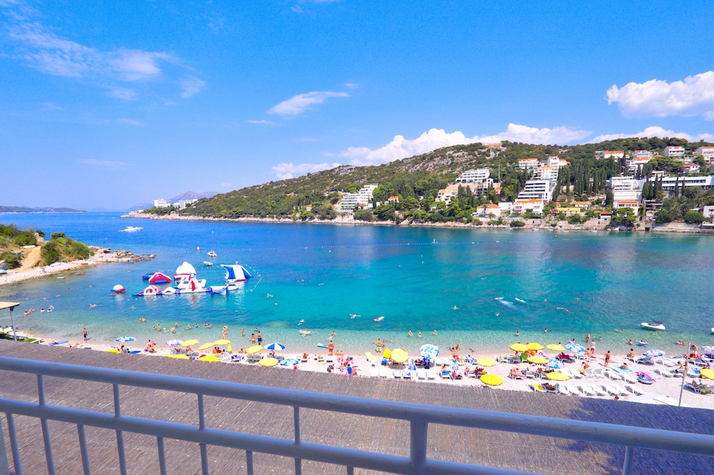 Hotel Vis — Beach in Dubrovnik, Dubrovnik-Neretva
