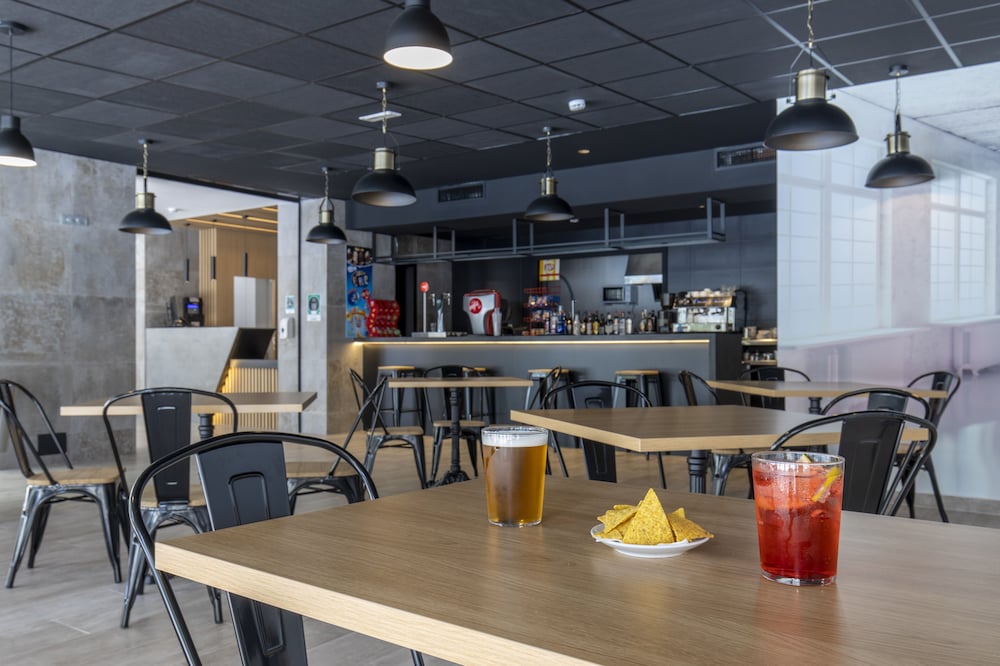 Aparthotel BCL Levante Lux — Restaurant & bars in Benidorm, Valencian Community