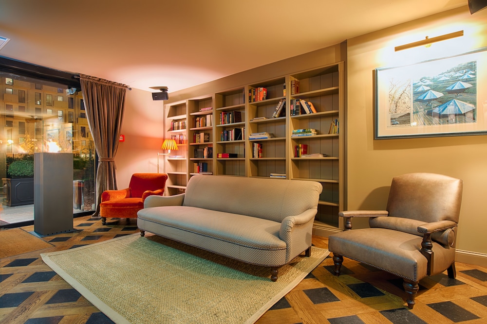 Mondrian Suites Berlin Checkpoint Charlie — Hotel rooms in Berlin, Berlin