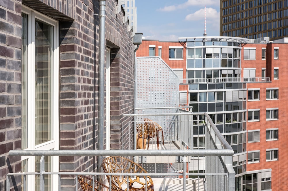 Mondrian Suites Berlin Checkpoint Charlie — Hotel building in Berlin, Berlin