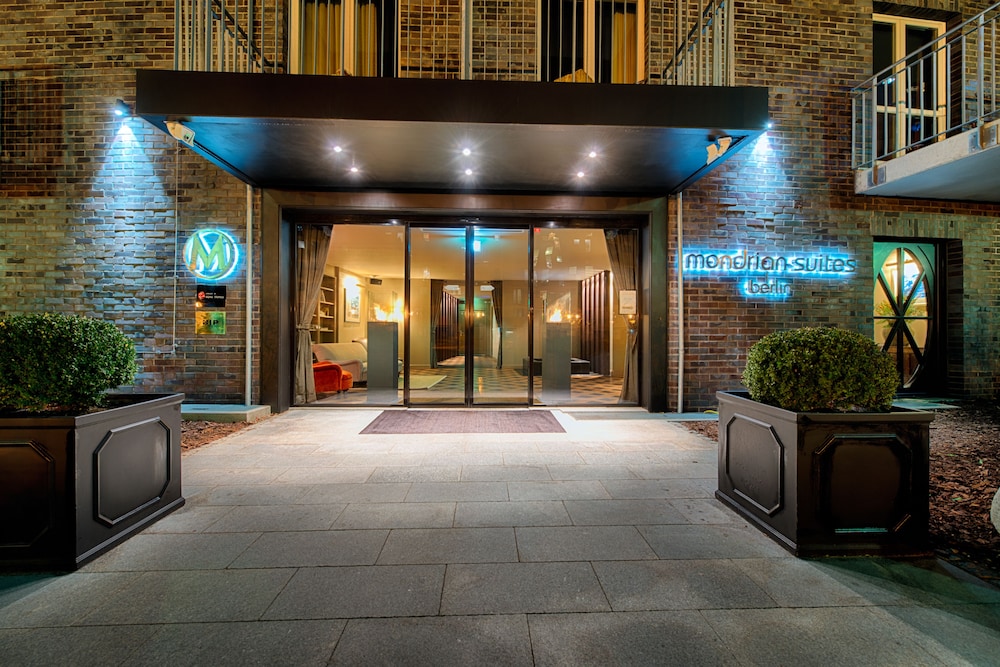 Mondrian Suites Berlin Checkpoint Charlie — Hotel building in Berlin, Berlin