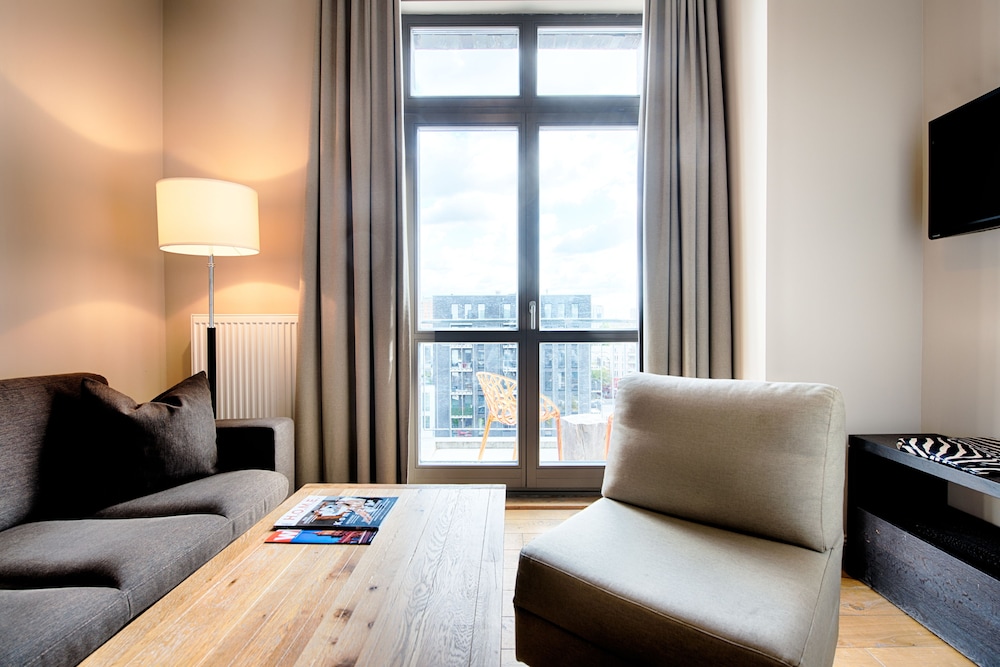 Mondrian Suites Berlin Checkpoint Charlie — Hotel rooms in Berlin, Berlin