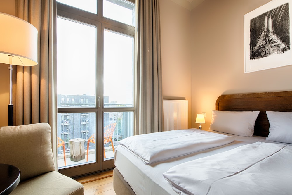 Mondrian Suites Berlin Checkpoint Charlie — Hotel rooms in Berlin, Berlin