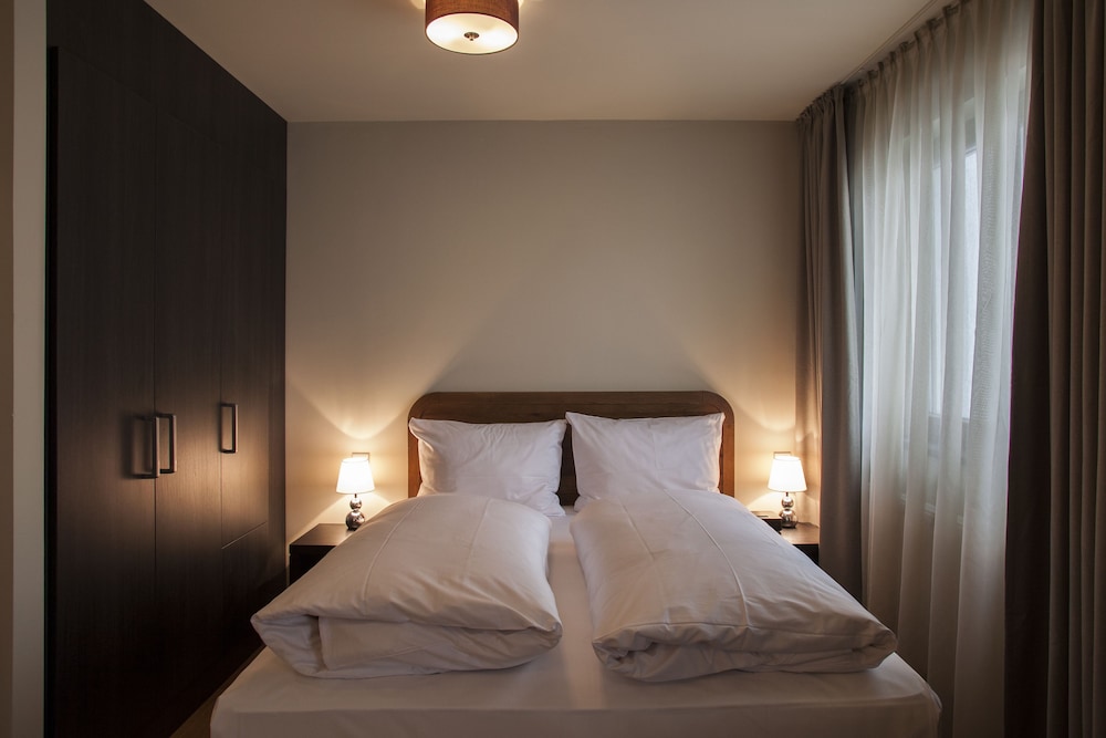 Mondrian Suites Berlin Checkpoint Charlie — Hotel rooms in Berlin, Berlin