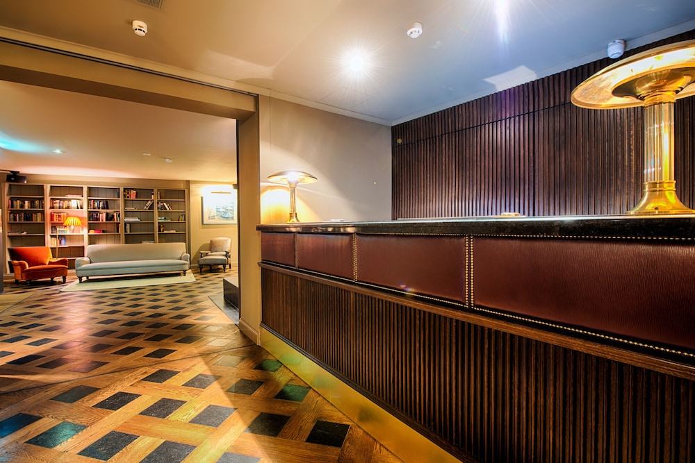 Mondrian Suites Berlin Checkpoint Charlie — Hotel building in Berlin, Berlin