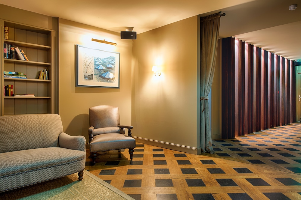Mondrian Suites Berlin Checkpoint Charlie — Hotel building in Berlin, Berlin