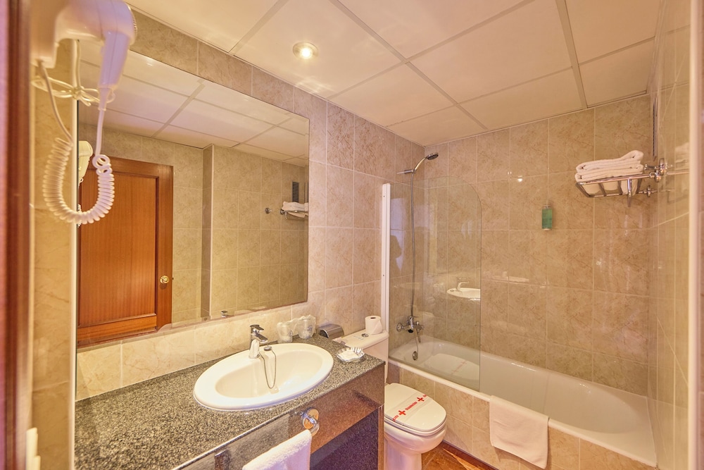 Ilusion Markus & Spa — Hotel rooms in Can Picafort, Balearic Islands