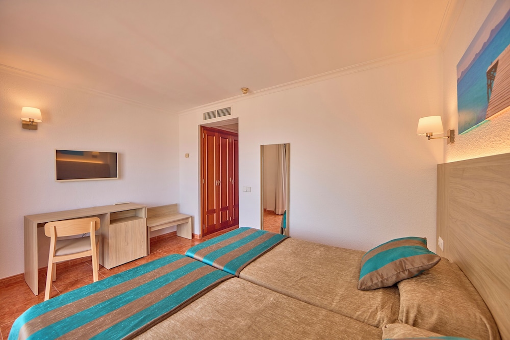 Ilusion Markus & Spa — Hotel rooms in Can Picafort, Balearic Islands